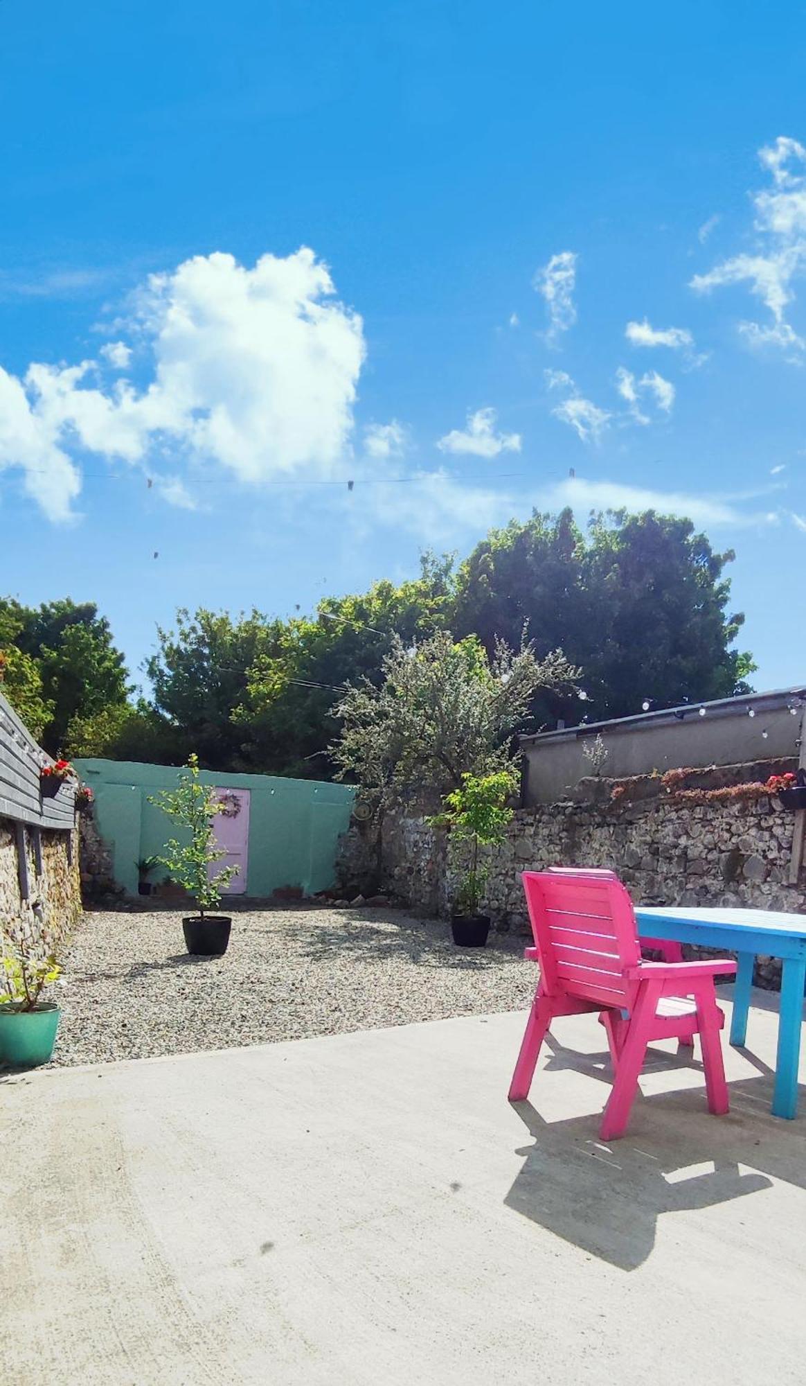 Unboring Holiday Let, Ballina, Mayo バリナ エクステリア 写真